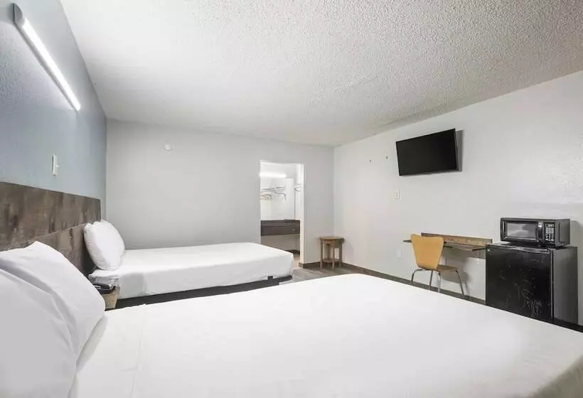 Отель Americas Best Value Inn Stockbridge