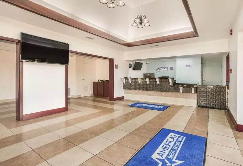Отель Americas Best Value Inn Stockbridge