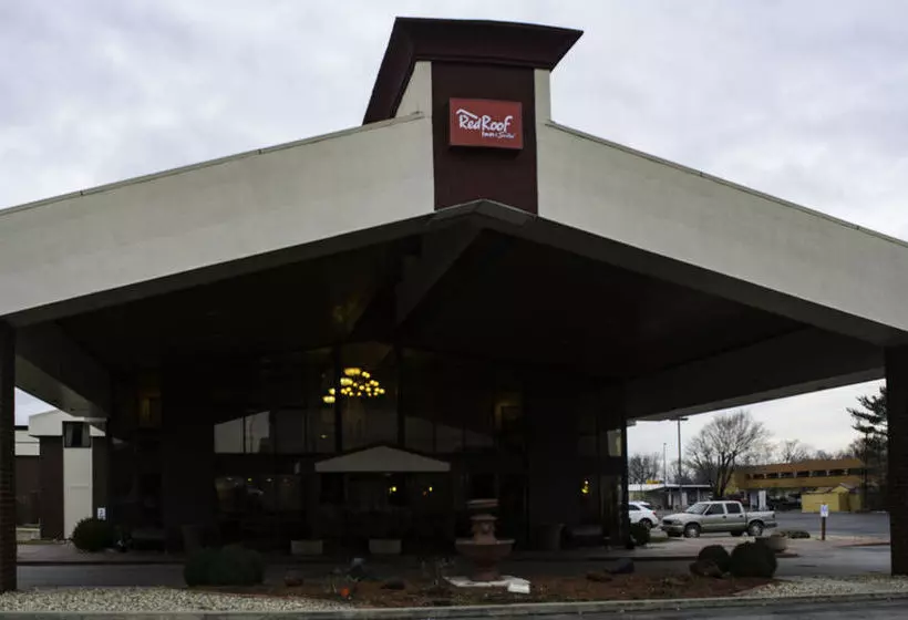 Отель Red Roof Inn & Suites Terre Haute