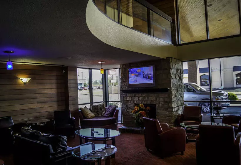 Отель Red Roof Inn & Suites Terre Haute