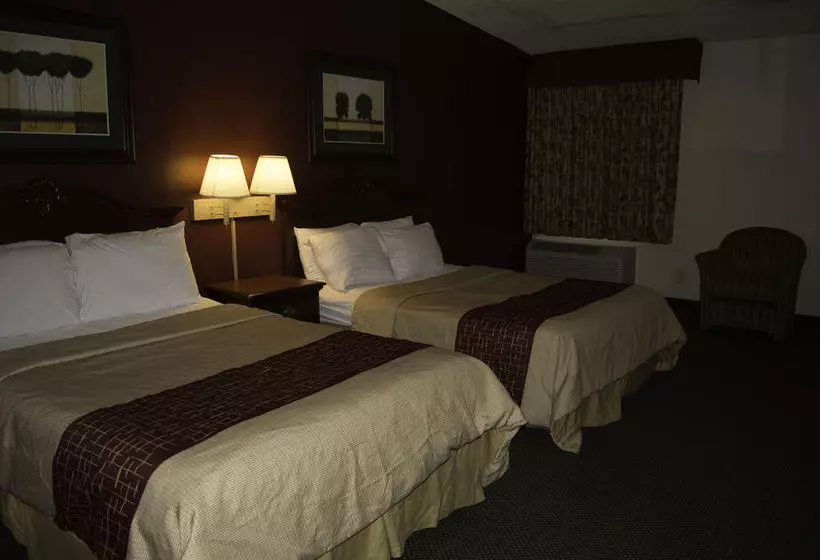 Отель Red Roof Inn & Suites Terre Haute