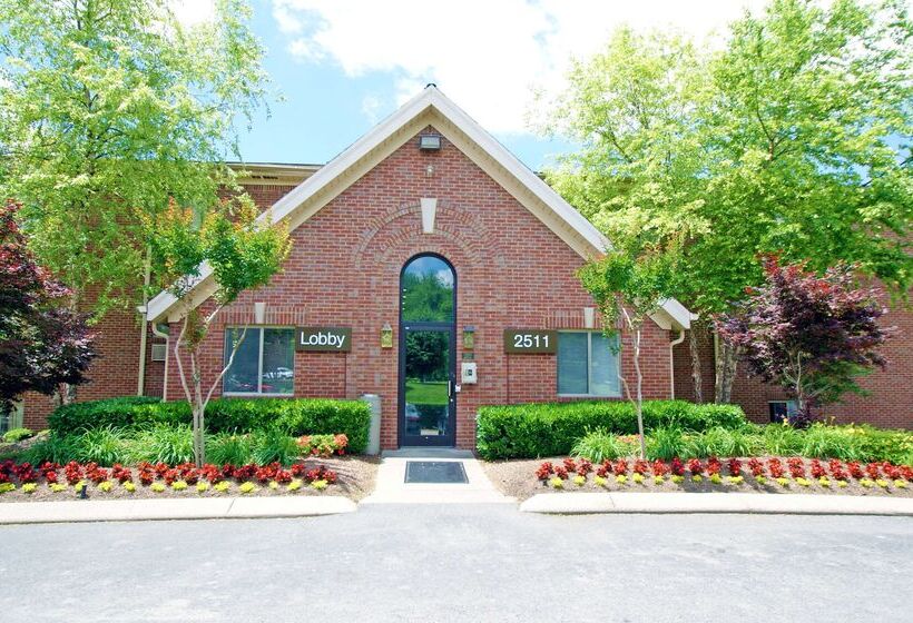 هتل Homestay Suites