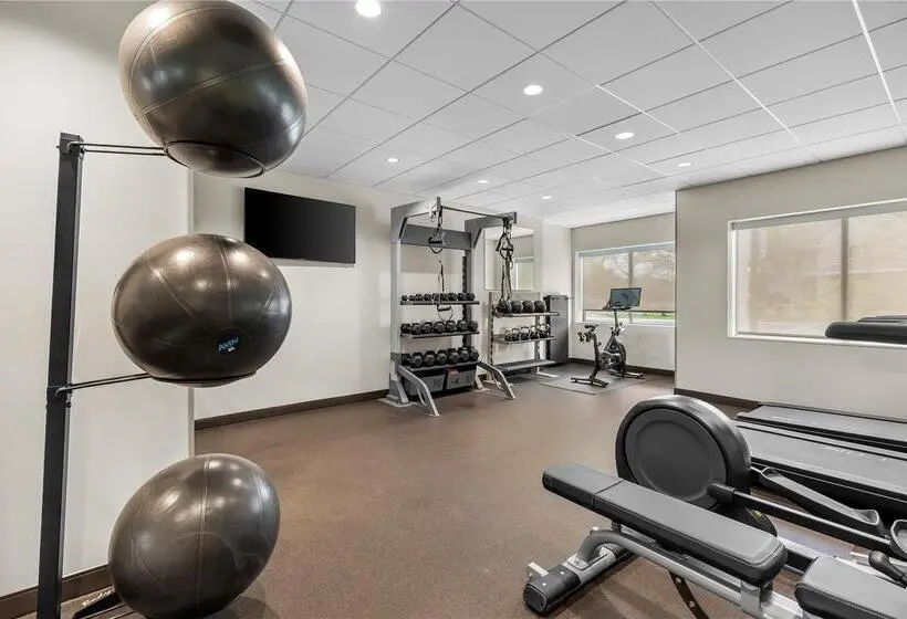 ホテル Extended Stay America Suites  Cleveland  Middleburg Heights