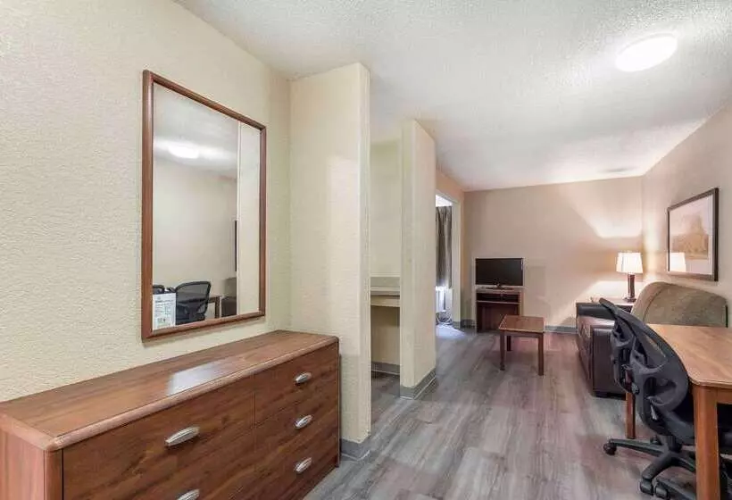 ホテル Extended Stay America Suites Wichita East