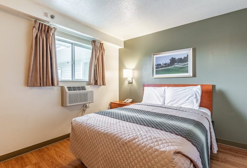 בית מלון כפרי Hometowne Studios By Red Roof Louisville