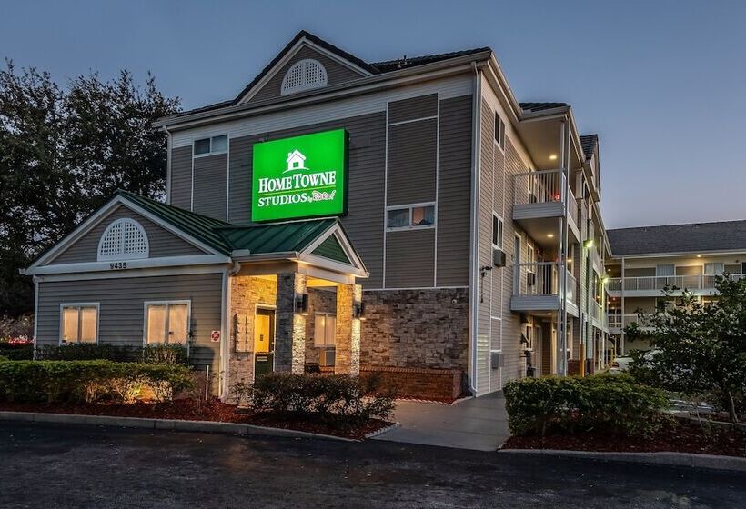 בית מלון כפרי Hometowne Studios By Red Roof Orlando South