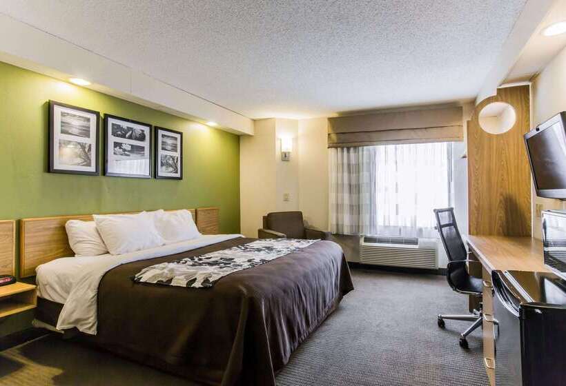 هتل Rodeway Inn At Six Flags