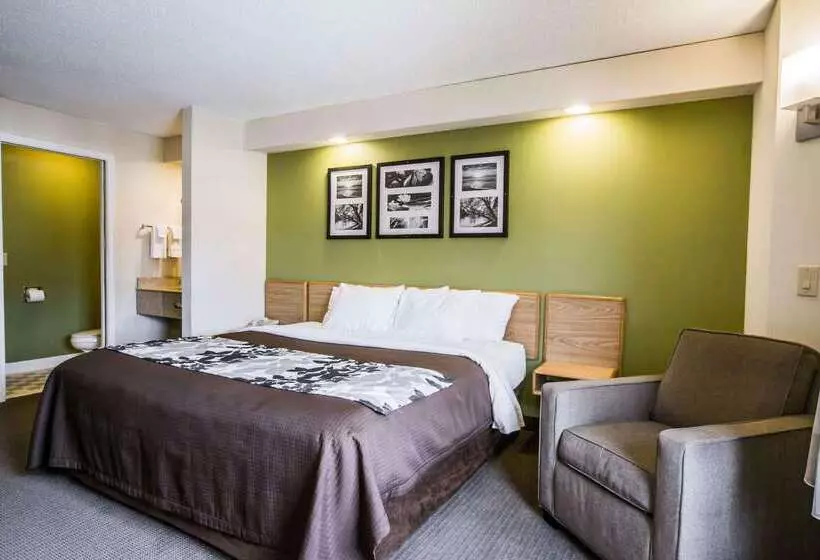 فندق Rodeway Inn At Six Flags