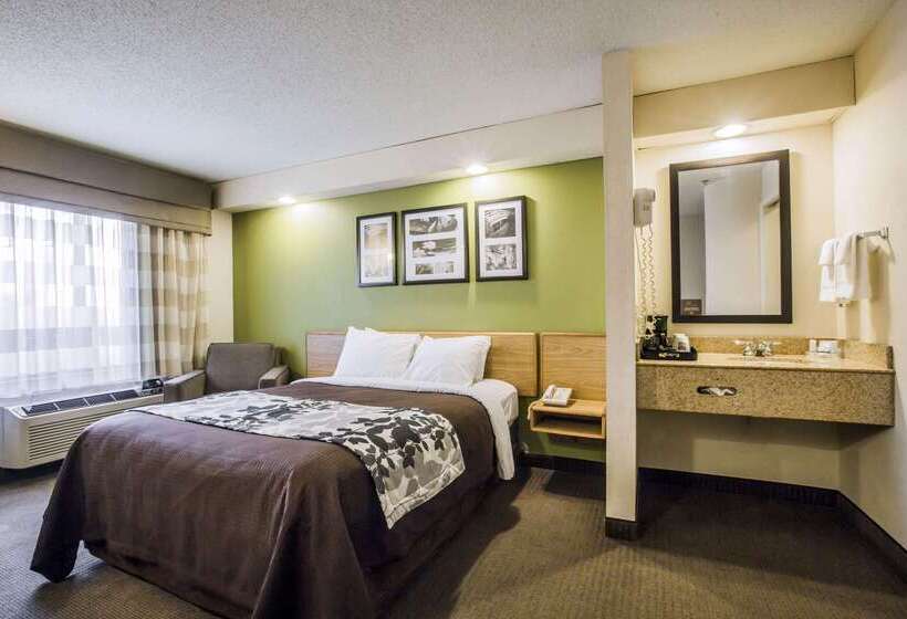 هتل Rodeway Inn At Six Flags