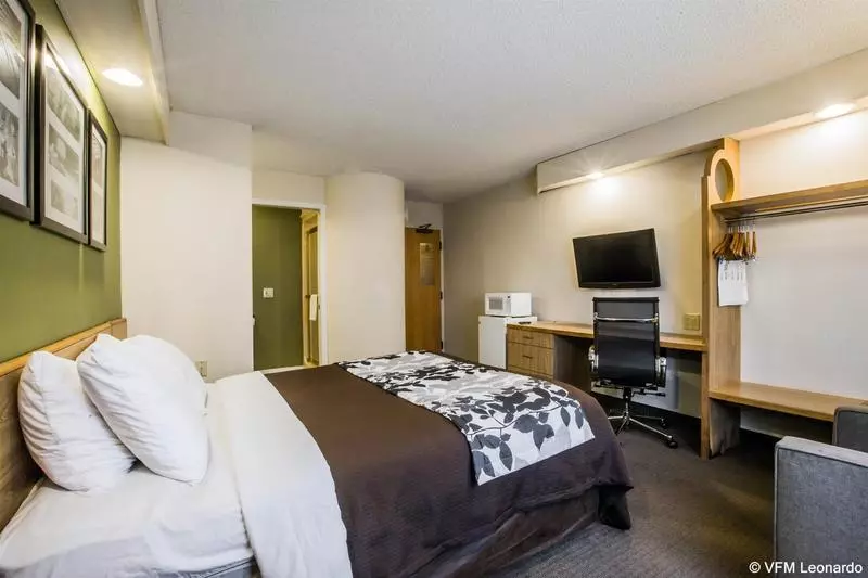 فندق Rodeway Inn At Six Flags