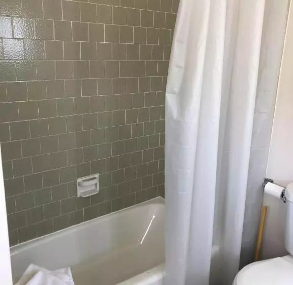 ホテル Sierra Lodge Three Rivers