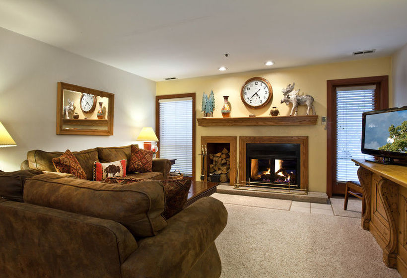 هتل Silver Cliff Park City Condos