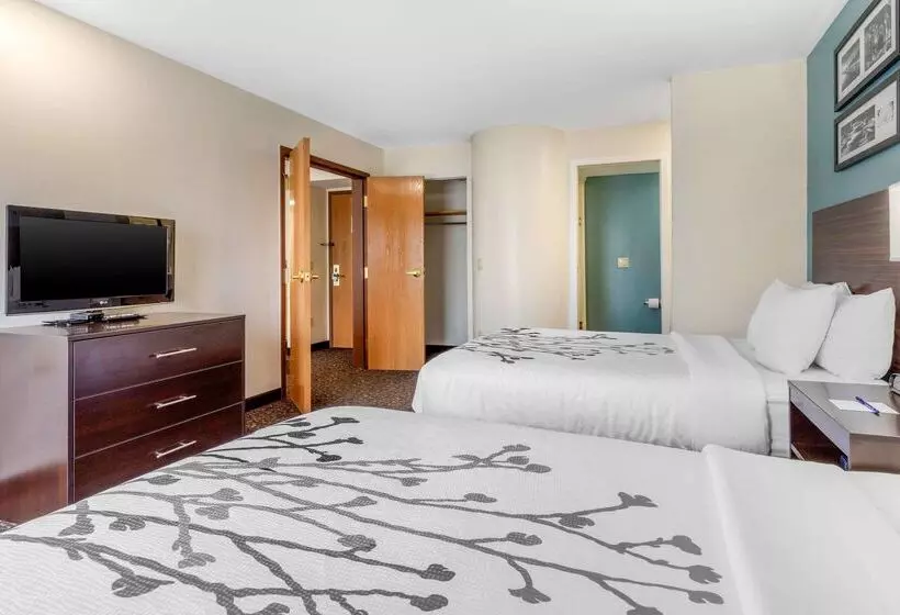 هتل Sleep Inn & Suites