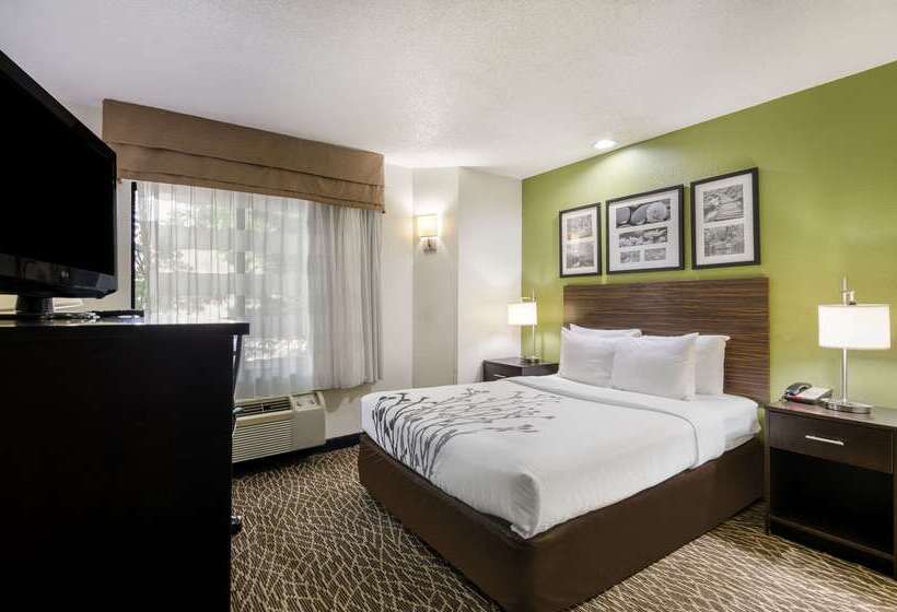 בית מלון כפרי Sleep Inn Hanes Mall