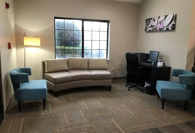 Отель Comfort Inn Marietta Atlanta Near Ballpark Galleria