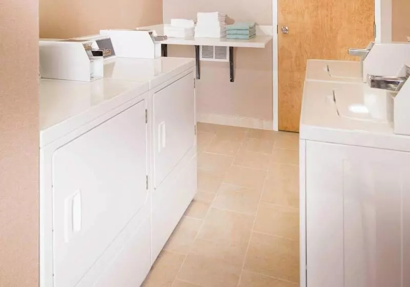 هتل Springhill Suites By Marriott Bentonville