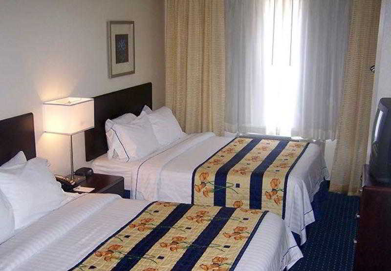 בית מלון כפרי Springhill Suites Phoenix Glendale/peoria