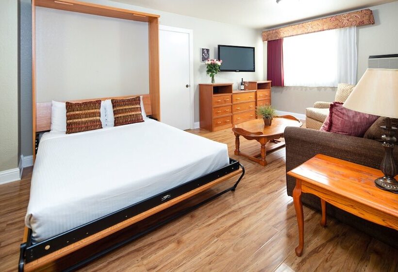 فندق Stratford Inn