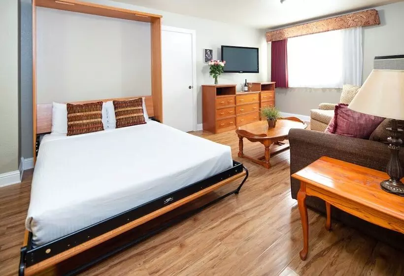 Отель Stratford Inn