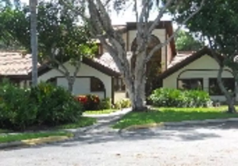 استراحتگاه Shorewalk Vacation Villas