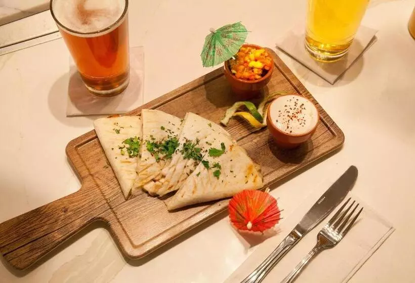 Silver Cloud Hotel   Seattle University Of Washington District