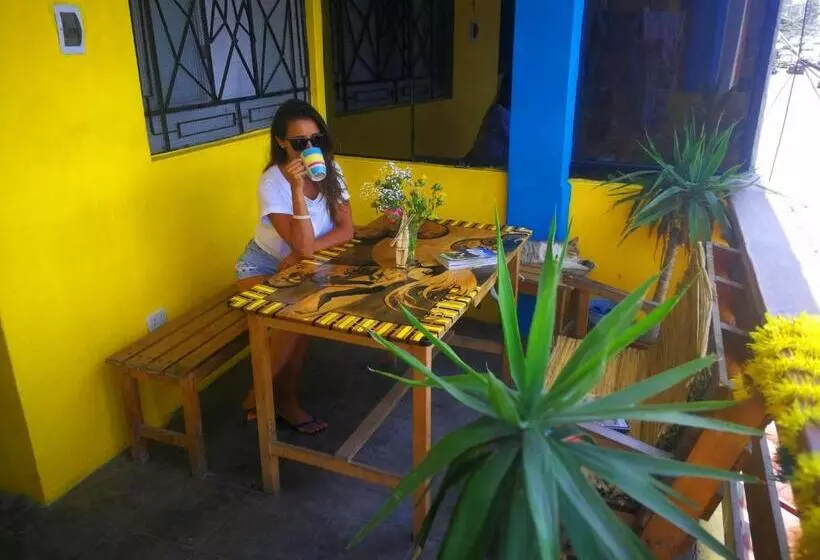 هاستل Urcia Surf House