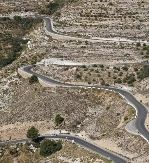 Hotelli Hostal Alcalá Del Jucar