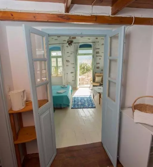 Hotelli Meridiana Studios