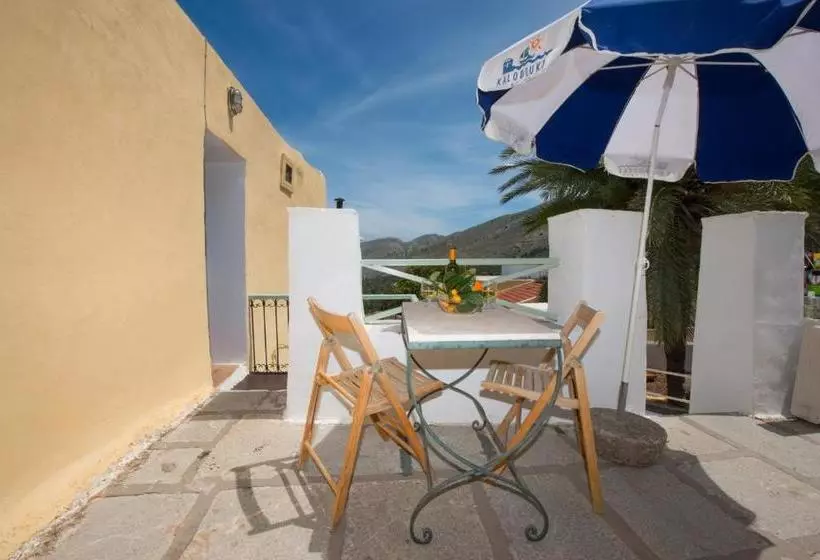 Hotelli Meridiana Studios