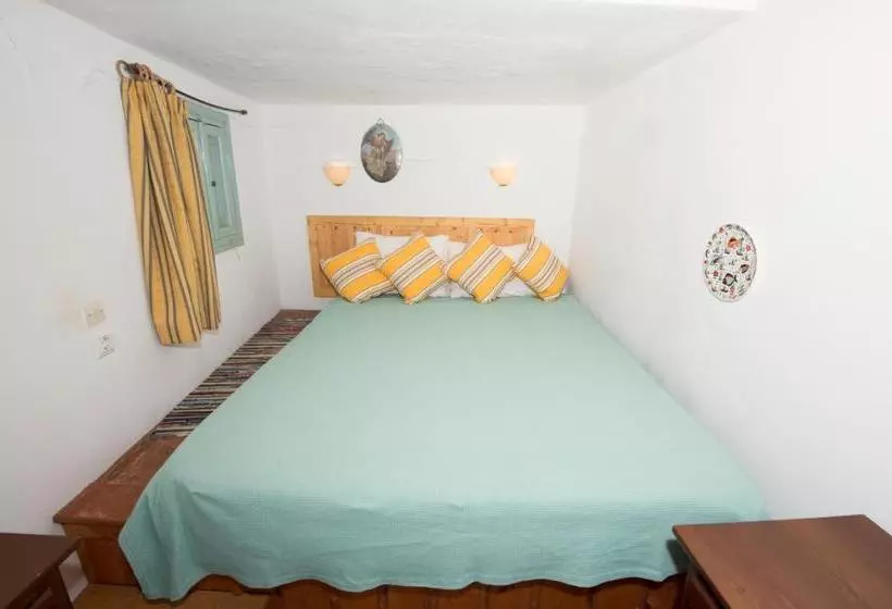 Hotelli Meridiana Studios