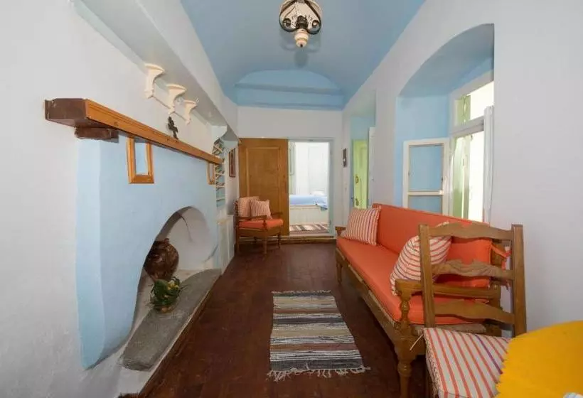 Hotelli Meridiana Studios