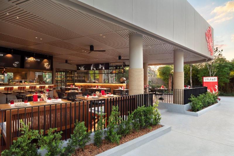 منتجع Avani+ Mai Khao Phuket Suites