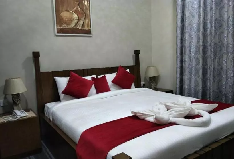 Sur Bandar Al Ayjah Hotel Apartments
