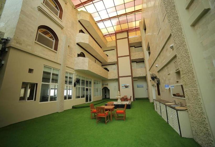 Sur Bandar Al Ayjah Hotel Apartments