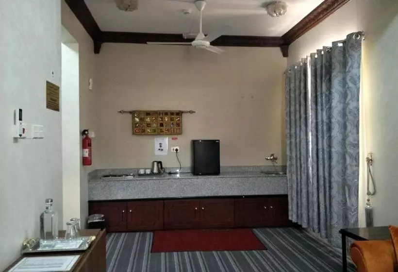Sur Bandar Al Ayjah Hotel Apartments