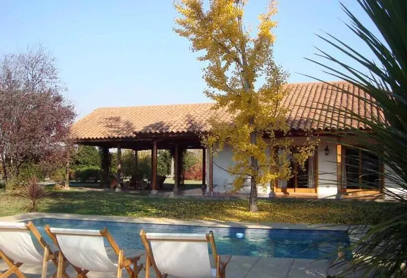 Aamiaismajoitus (B&B) Santa Filomena De Cunaco