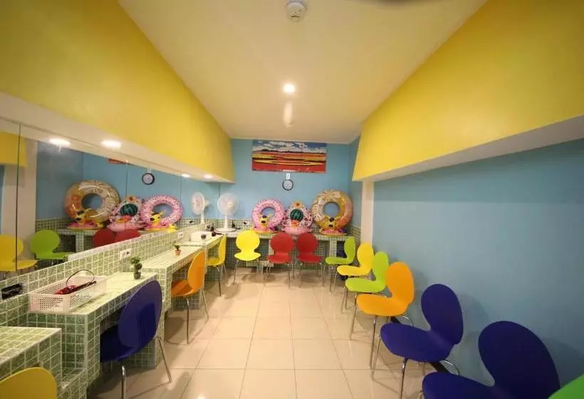 هتل Saipan Well  House