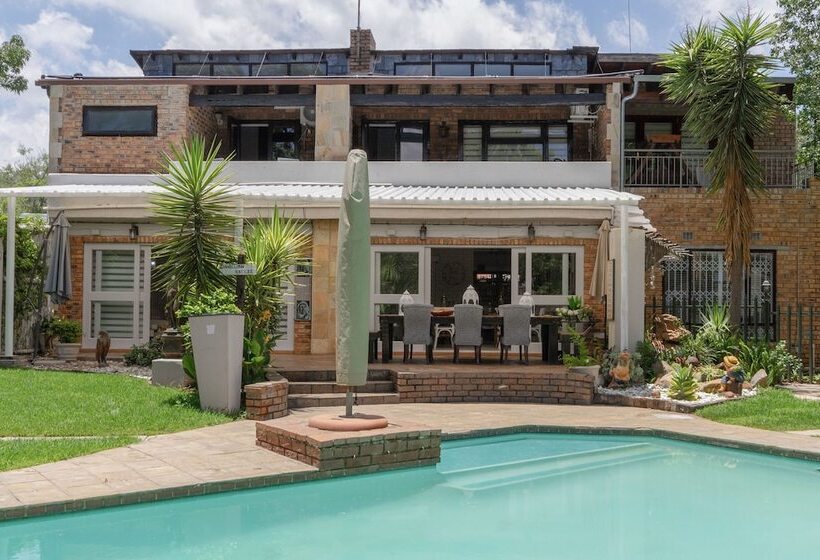 ペンション 25 On Chrisoliet