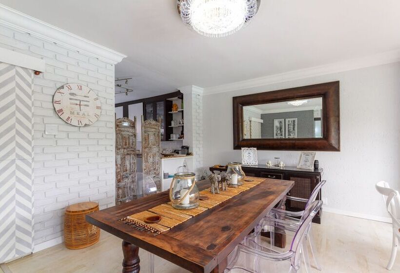 ペンション 25 On Chrisoliet