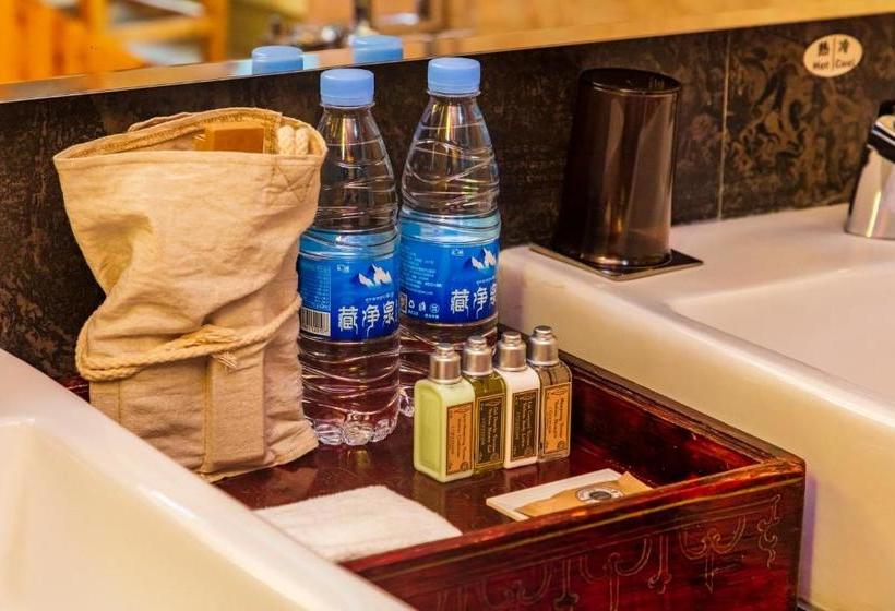 בית מלון כפרי Floral  Lincang Boutique