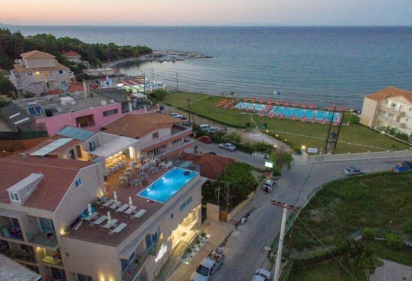 酒店 Porto Planos Beach