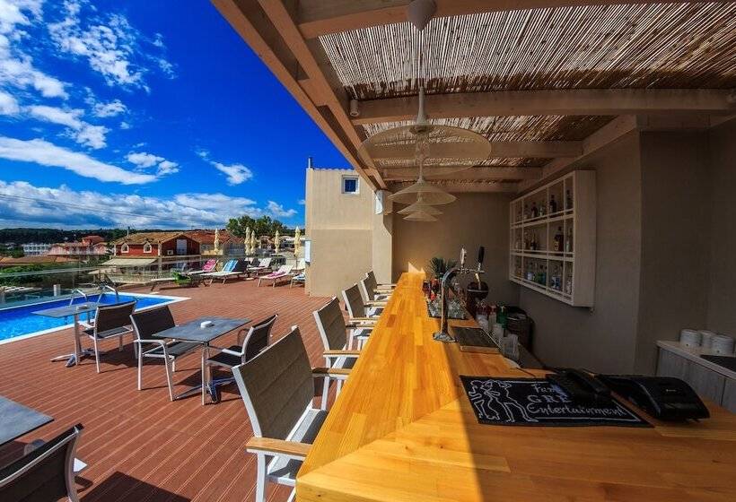 酒店 Porto Planos Beach