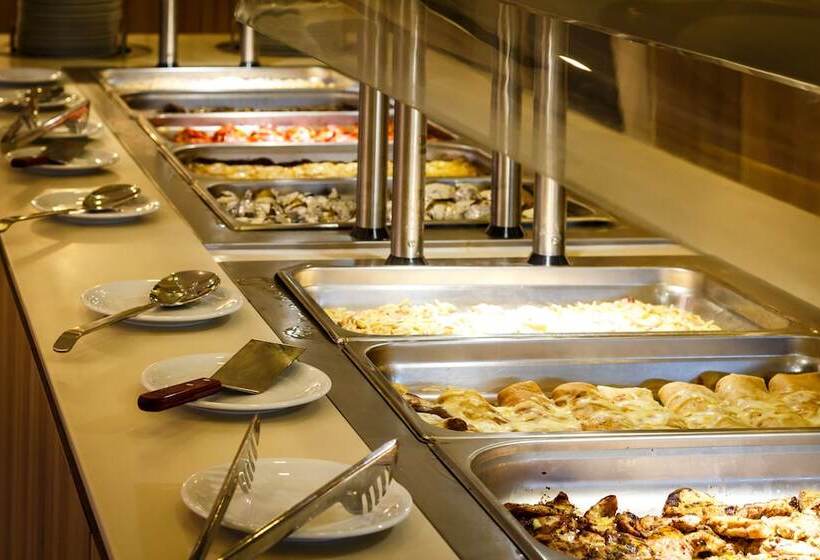 酒店 Porto Planos Beach