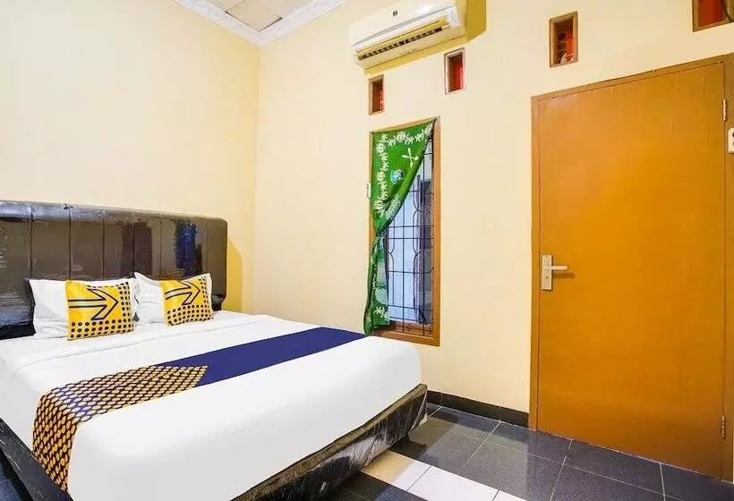 هتل Spot On 3005 Kost Rumaisha