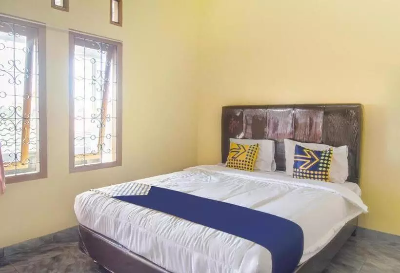 هتل Spot On 3005 Kost Rumaisha