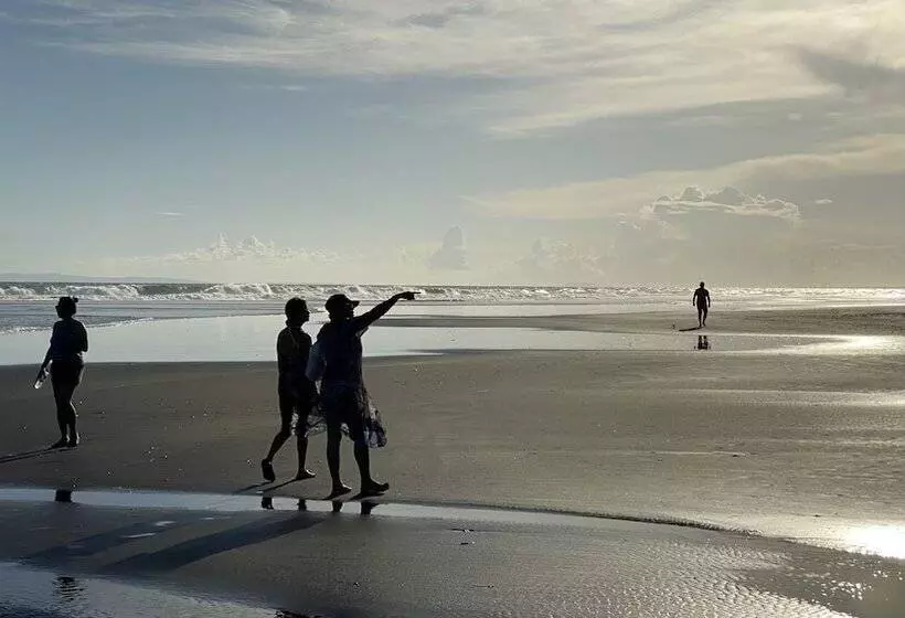 Hotelli Wide Sands Beach Retreat