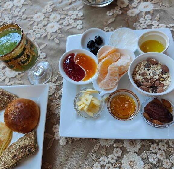 פנסיון Dar Tawarta Guest House Dakhla