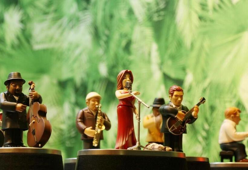 ריוקאן Amis Droles