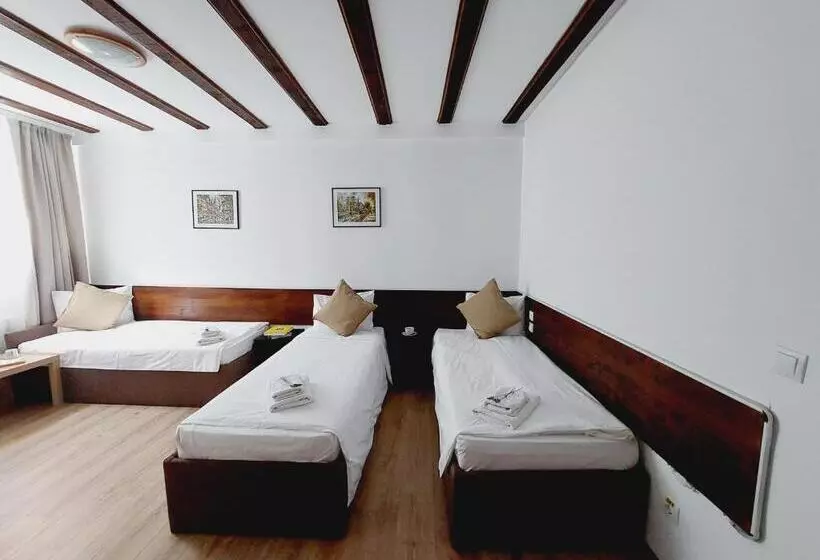 Aamiaismajoitus (B&B) Confort Inn