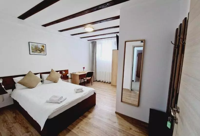 Aamiaismajoitus (B&B) Confort Inn